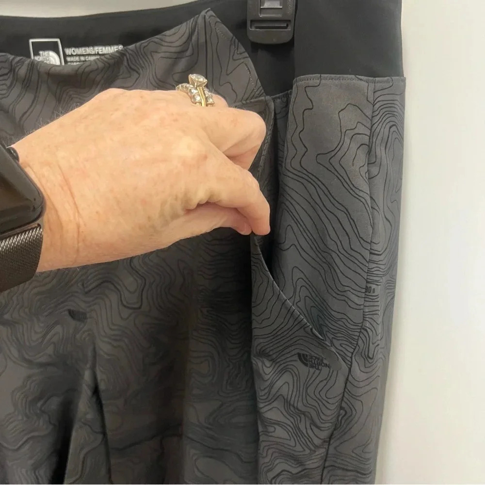 THE NORTH FACE Beyond the Wall Asphalt Grey Topo Print Pants size large - Picture 7 of 15